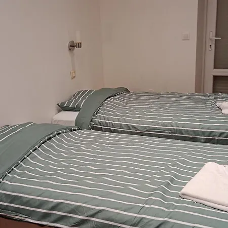 Apartment Charme Rez De Rue Aix-les-Bains
