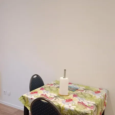 Charme Rez De Rue Apartment Aix-les-Bains